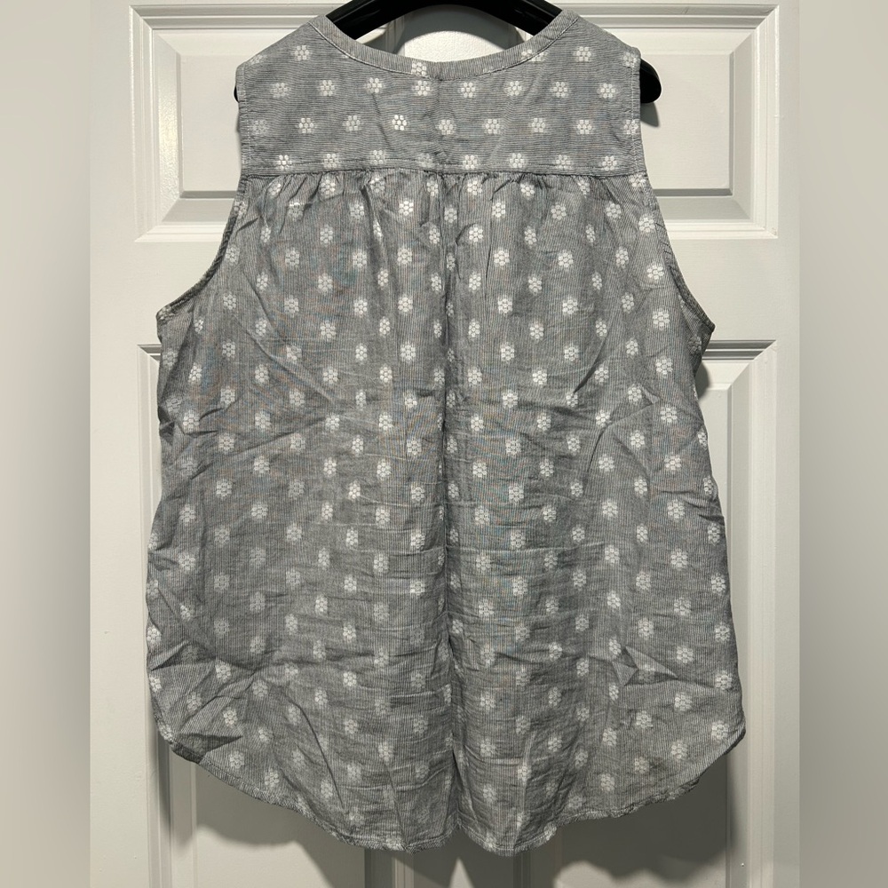 Loft Gray Patterned Sleeveless Blouse - image 3